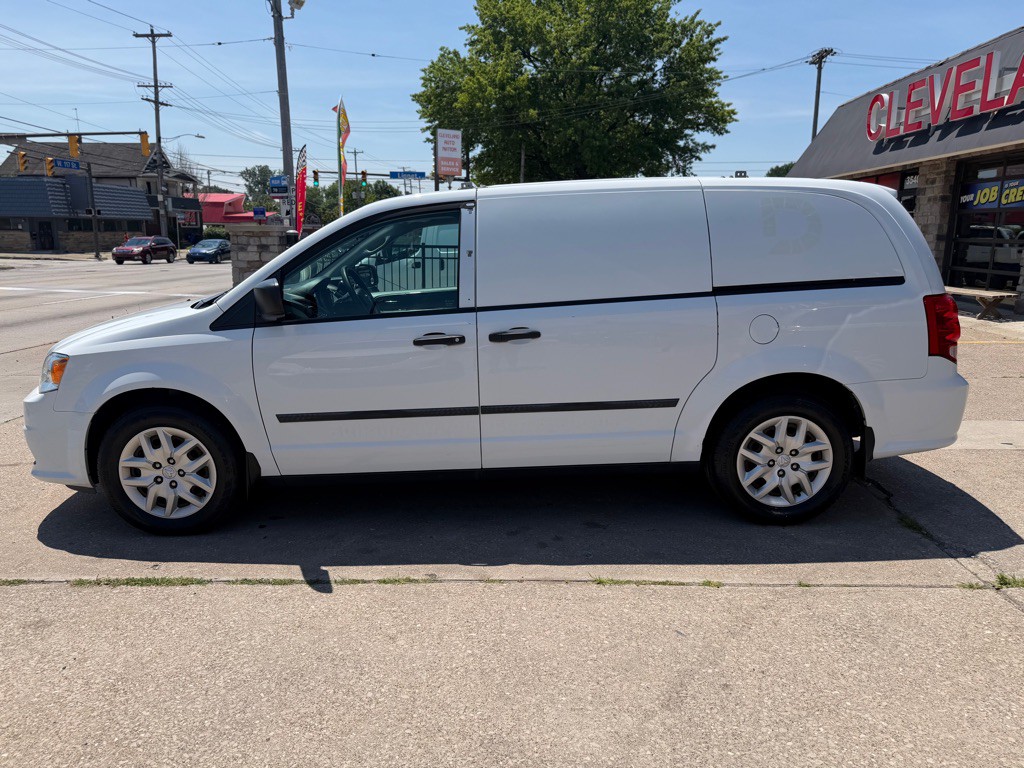 2015 RAM Tradesman Image 2