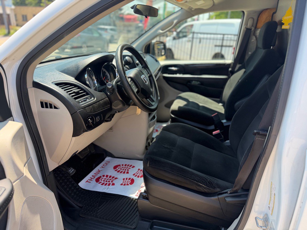 2015 RAM Tradesman Image 11