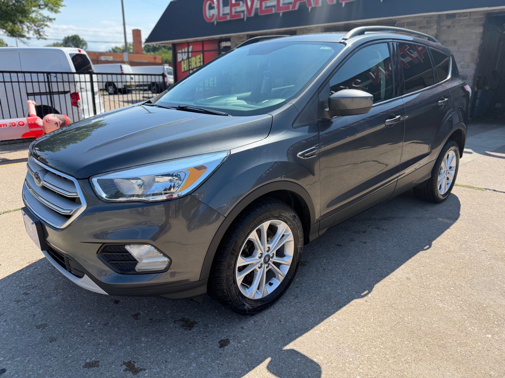 2018 Ford Escape Image 1