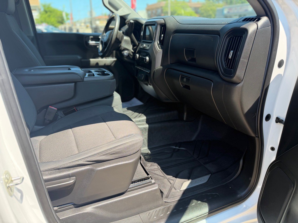 2019 Chevrolet Silverado 1500 Image 13