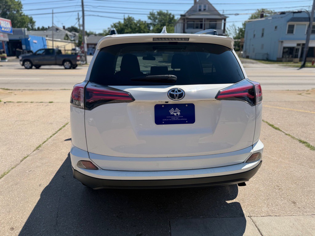 2018 Toyota Rav4 Image 4