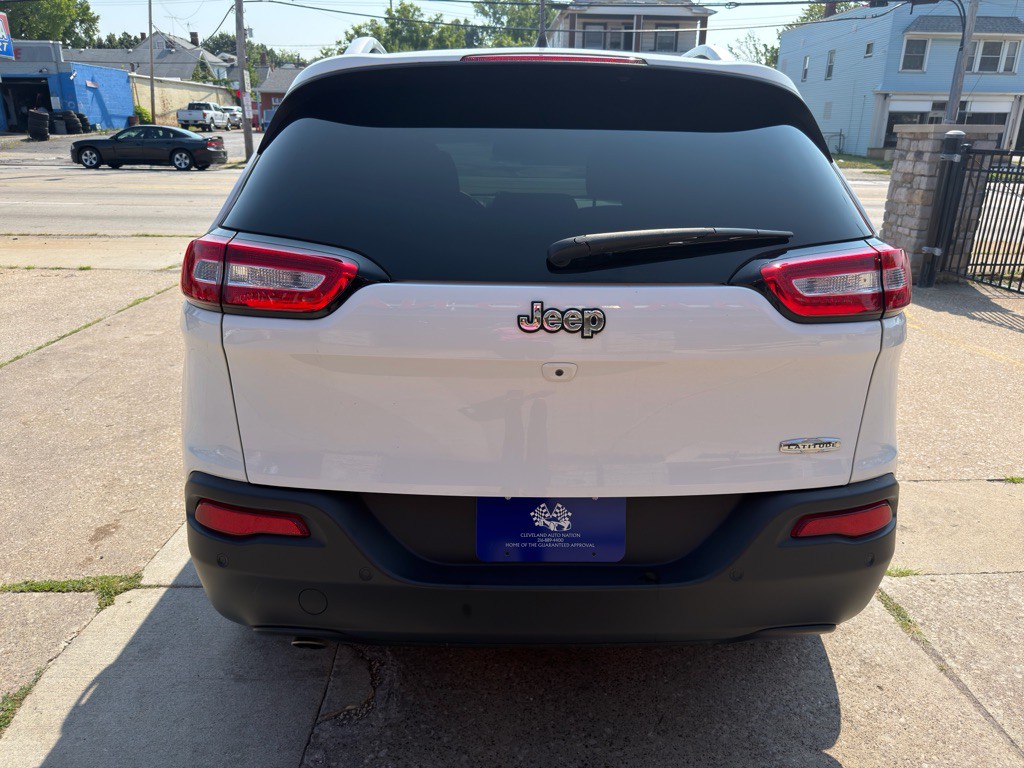 2018 Jeep Cherokee Image 4