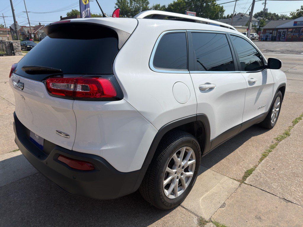 2018 Jeep Cherokee Image 5