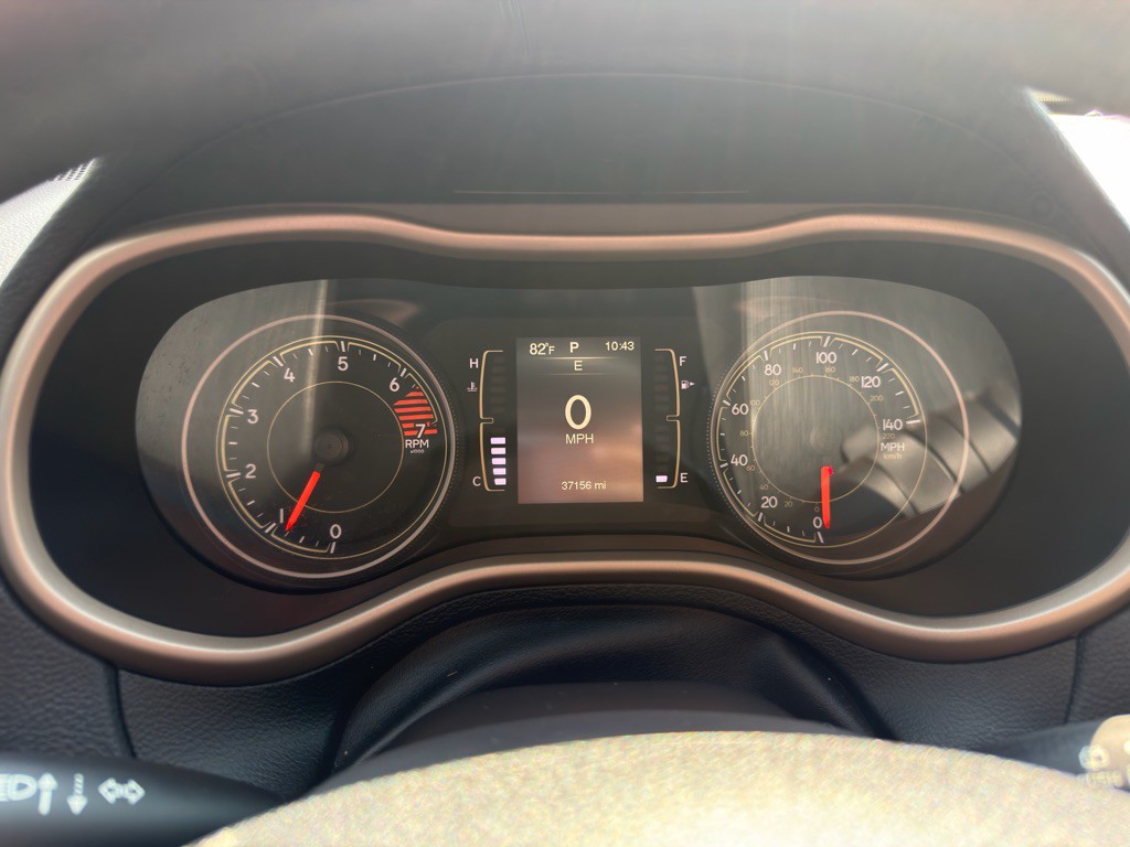 2018 Jeep Cherokee Image 17