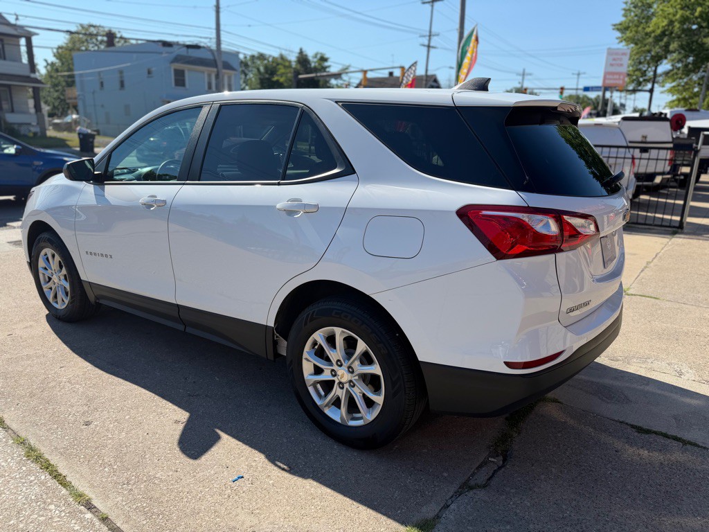 2021 Chevrolet Equinox Image 3