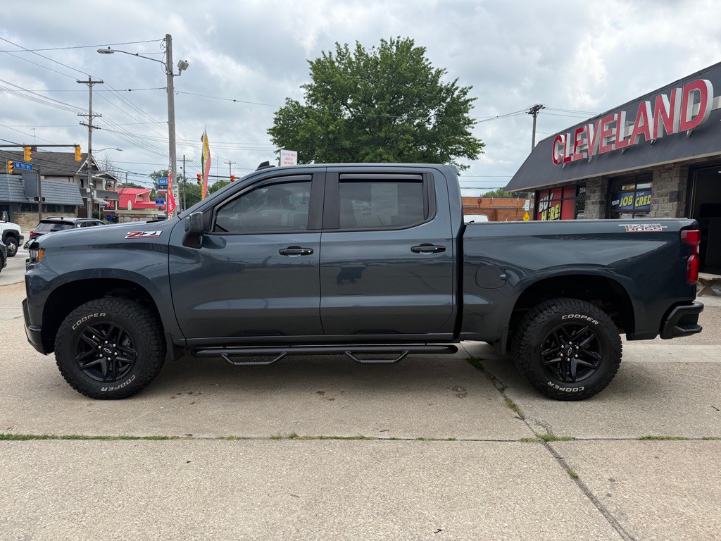 2019 Chevrolet Silverado 1500 Image 2