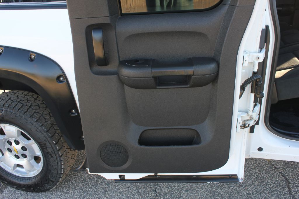 2009 Chevrolet Silverado 1500 Image 32
