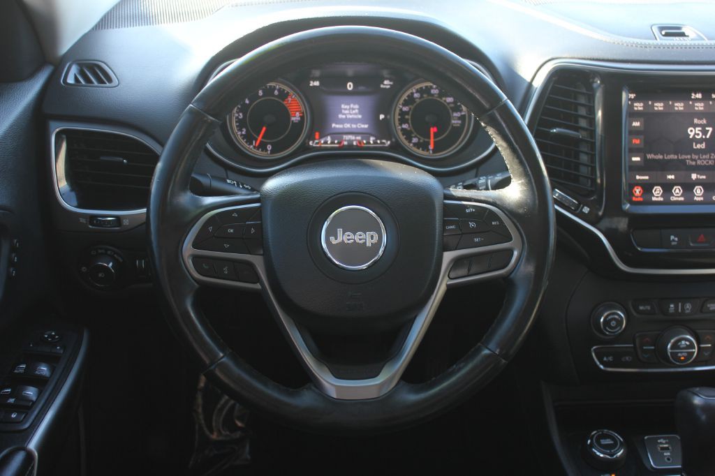 2019 Jeep Cherokee Image 11