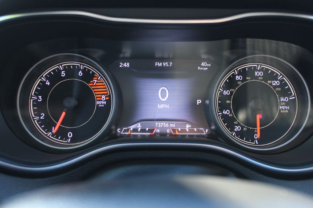 2019 Jeep Cherokee Image 12