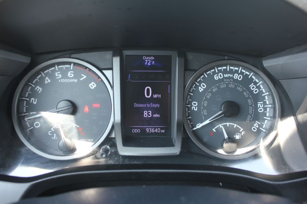 2019 Toyota Tacoma Image 12