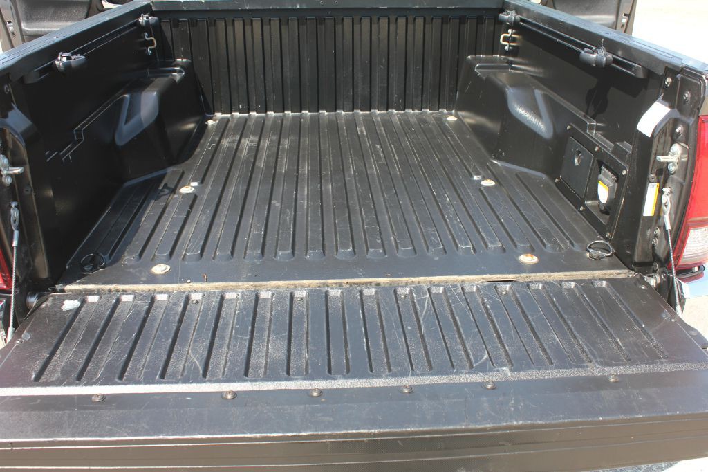 2019 Toyota Tacoma Image 43