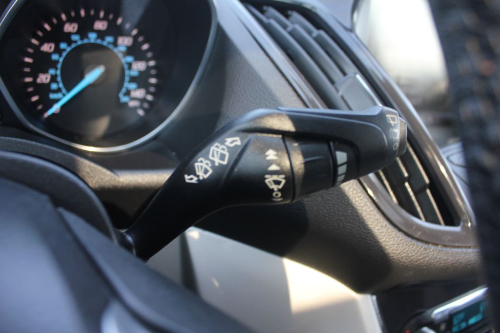 2013 Ford Escape Image 16
