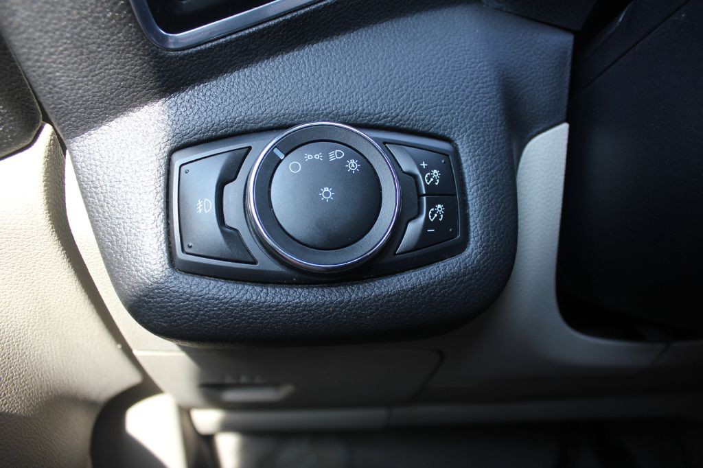 2013 Ford Escape Image 17