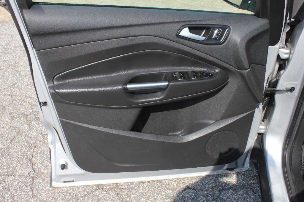 2016 Ford Escape Image 26