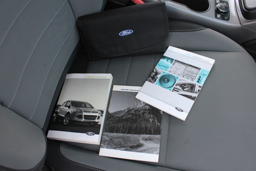 2016 Ford Escape Image 31