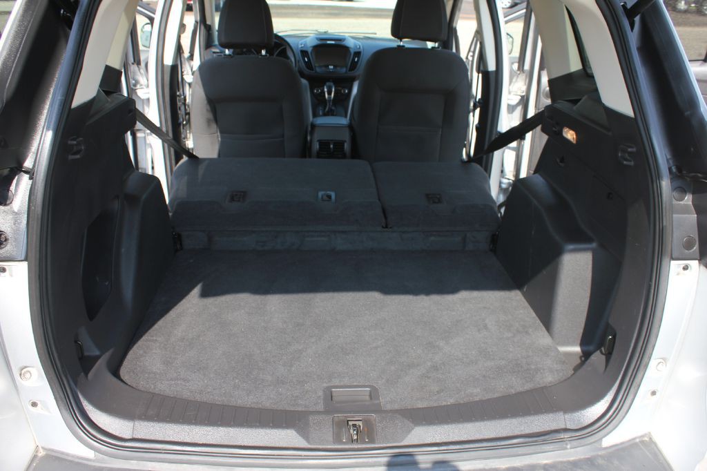 2016 Ford Escape Image 39