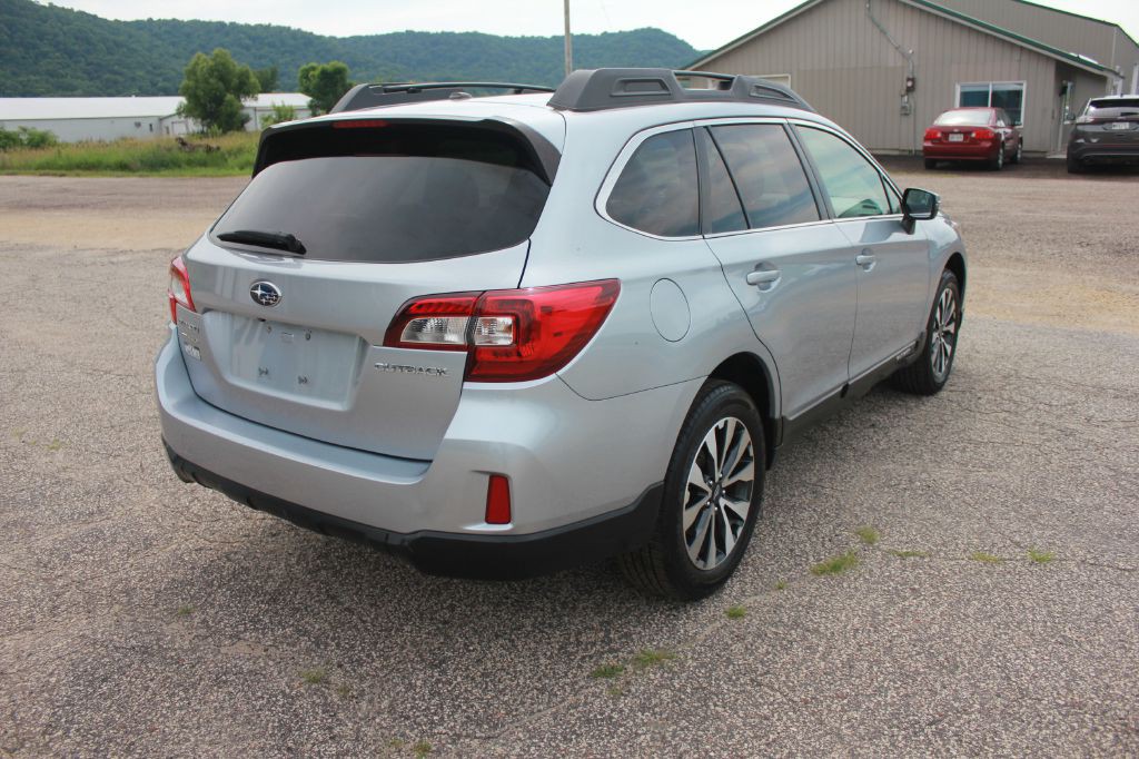 2015 Subaru Outback Image 6