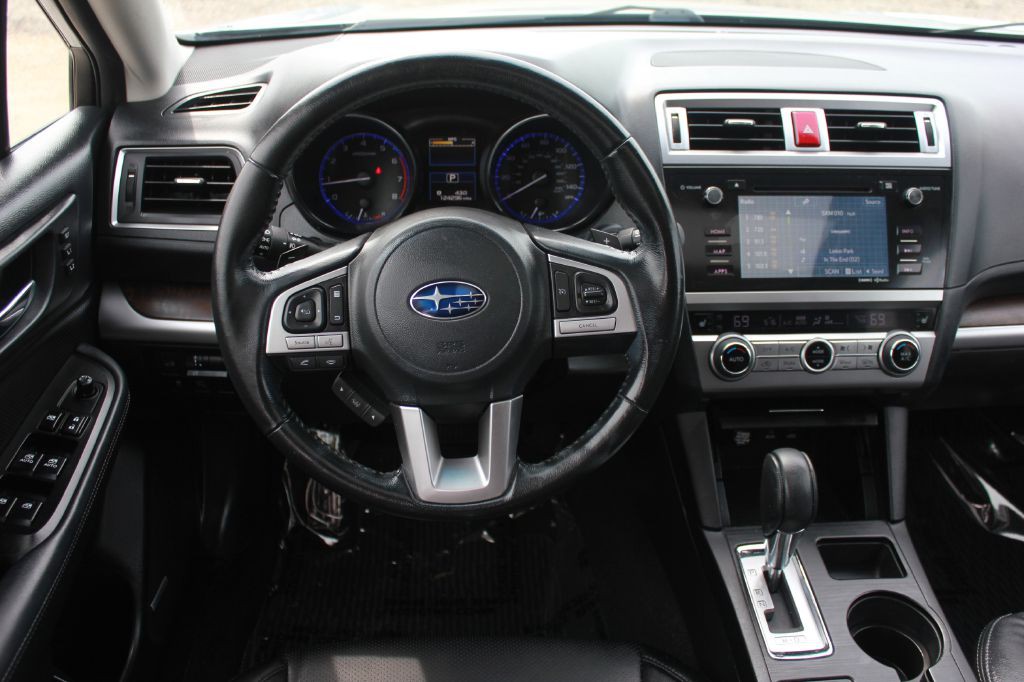 2015 Subaru Outback Image 10