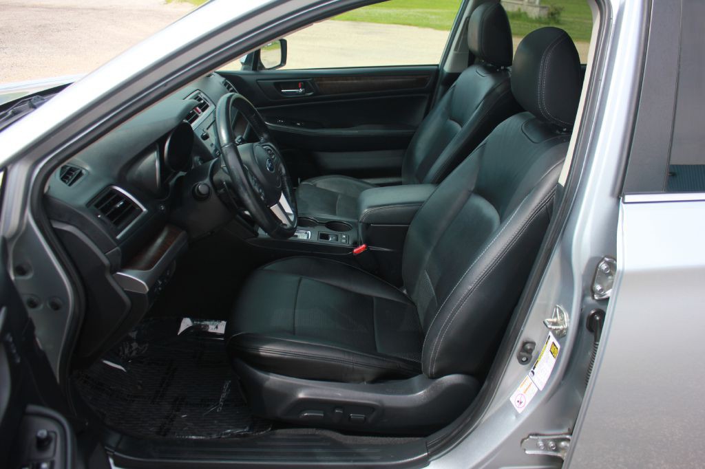 2015 Subaru Outback Image 30