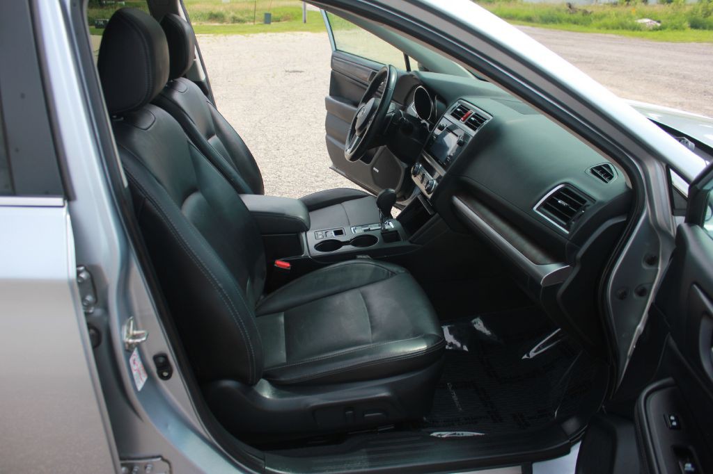 2015 Subaru Outback Image 33