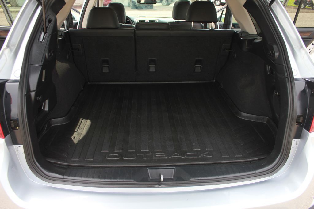 2015 Subaru Outback Image 42