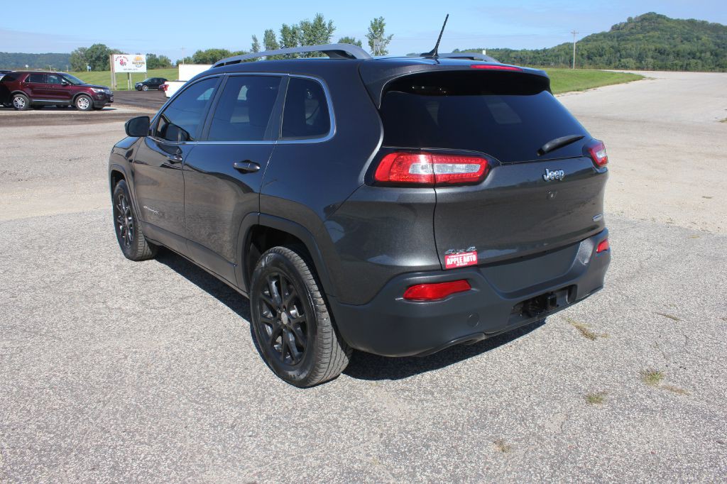 2015 Jeep Cherokee Image 8