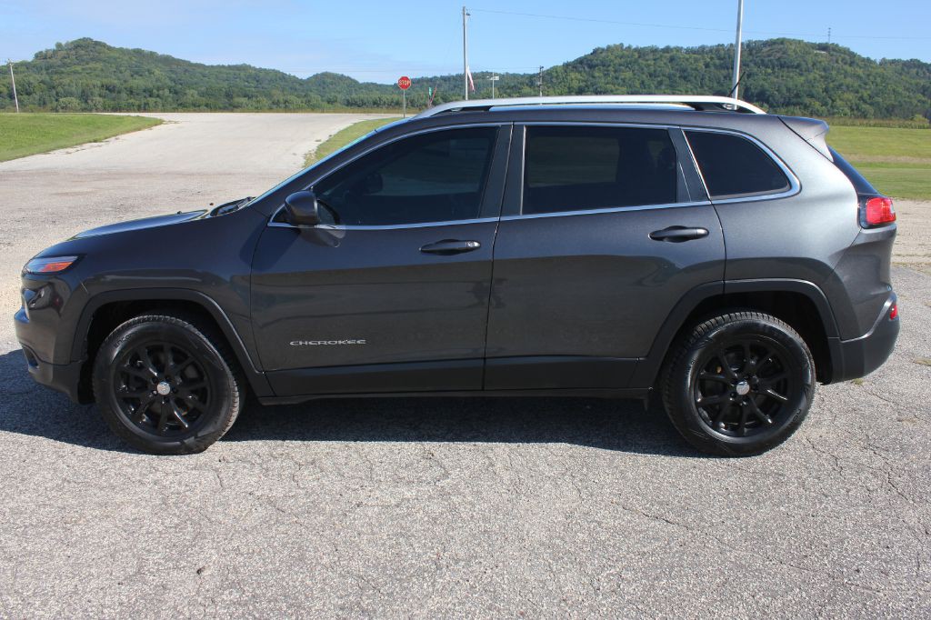 2015 Jeep Cherokee Image 9