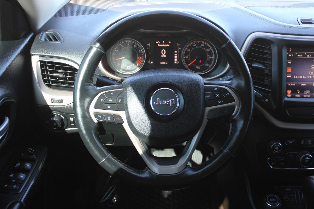 2015 Jeep Cherokee Image 11