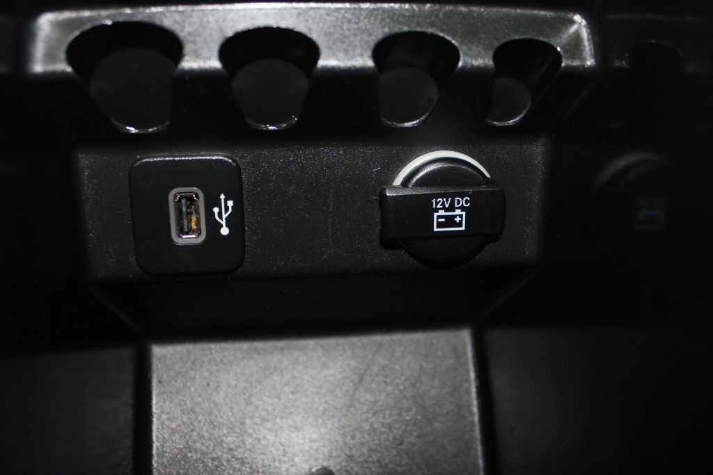 2015 Jeep Cherokee Image 23