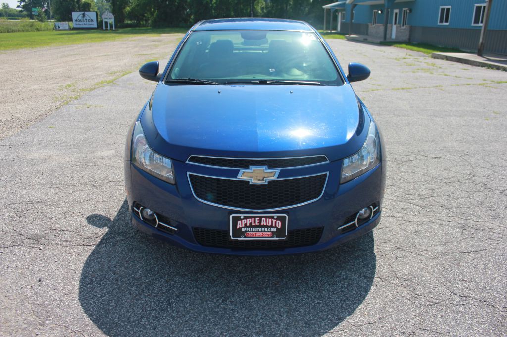 2013 Chevrolet Cruze Image 3