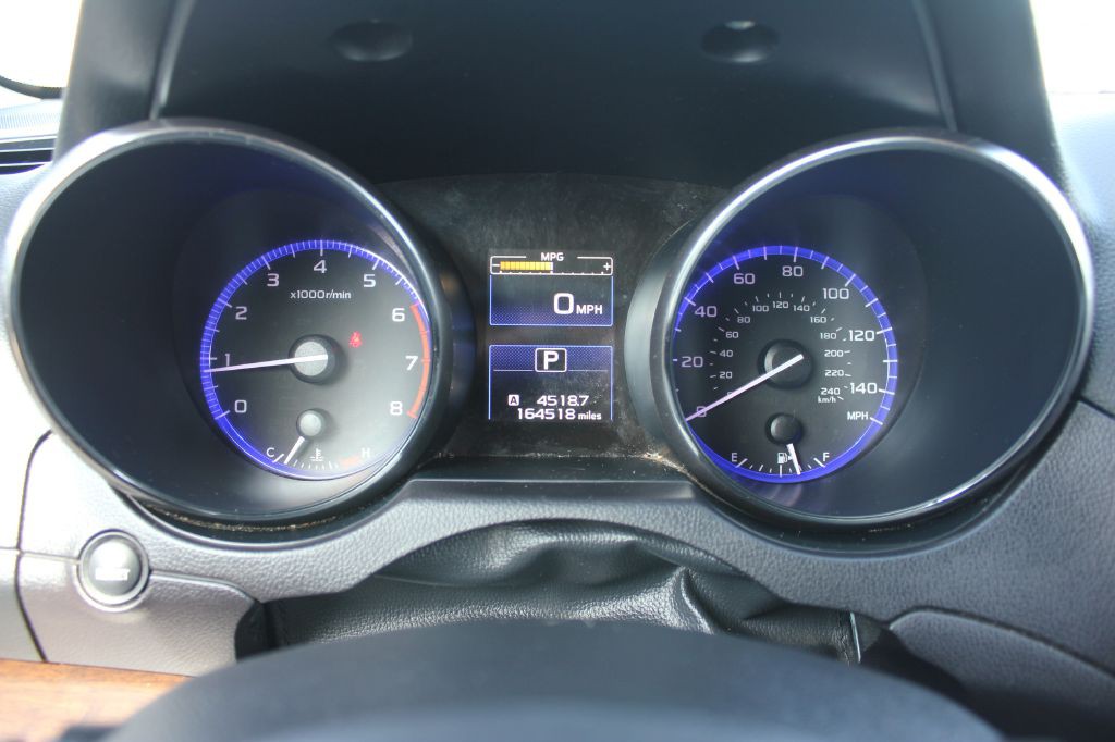 2016 Subaru Outback Image 12