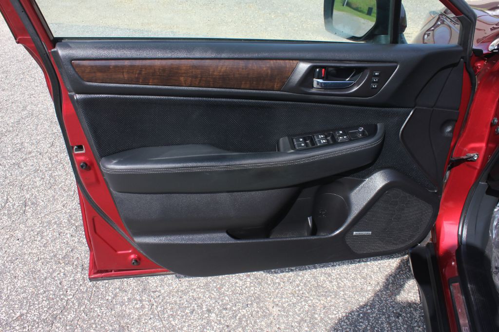 2016 Subaru Outback Image 28