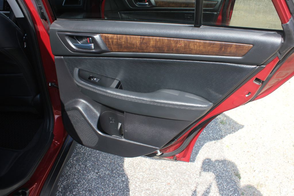 2016 Subaru Outback Image 36