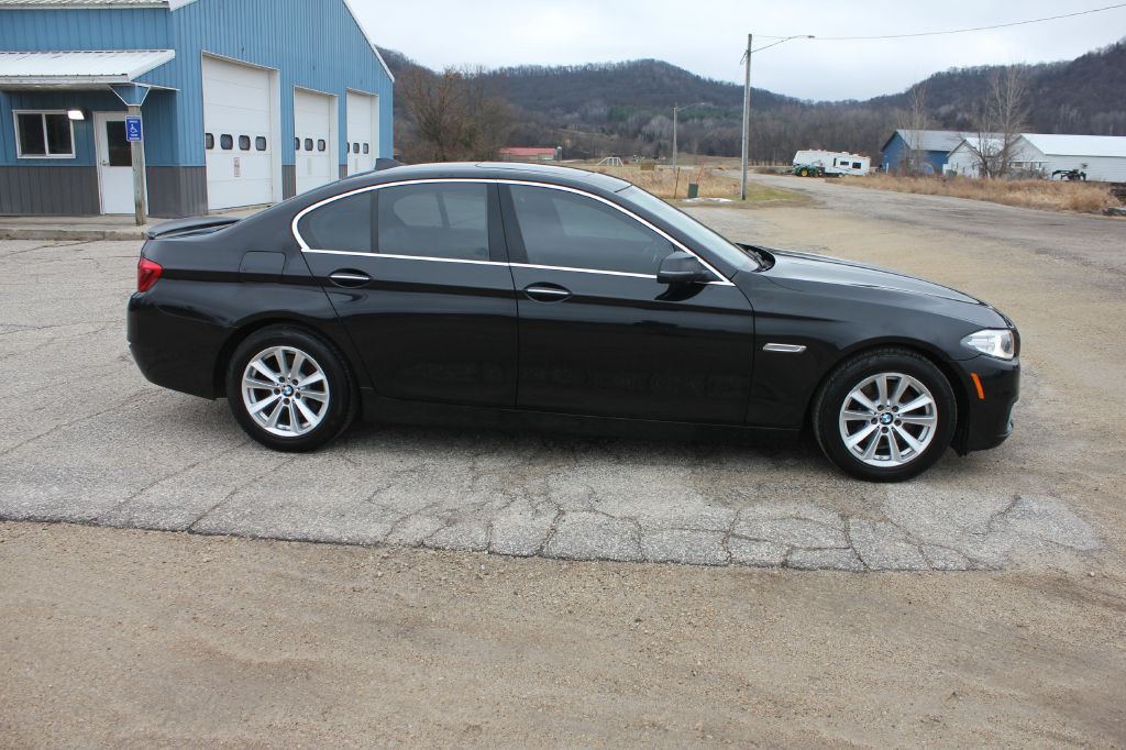 2016 BMW 5 Series Image 5
