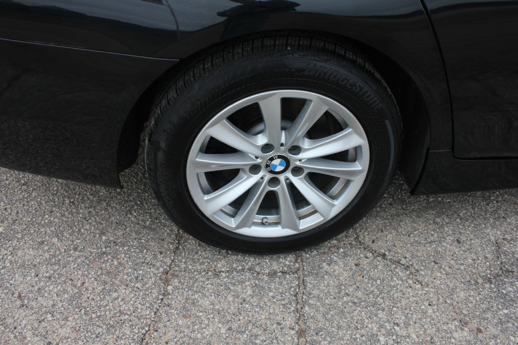 2016 BMW 5 Series Image 58
