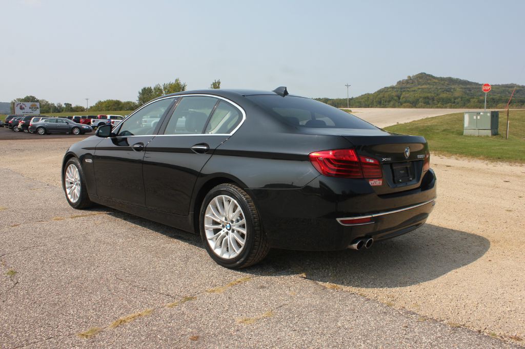 2016 BMW 5 Series Image 8
