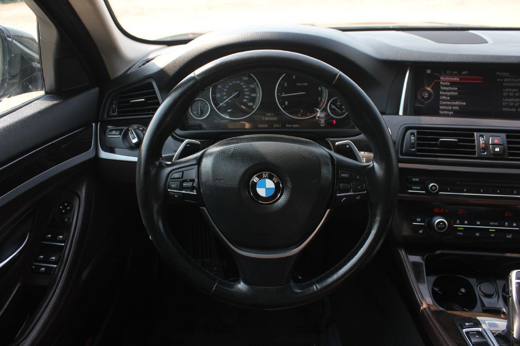 2016 BMW 5 Series Image 10