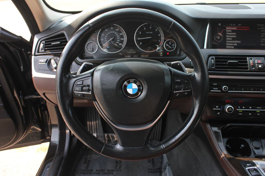 2016 BMW 5 Series Image 11