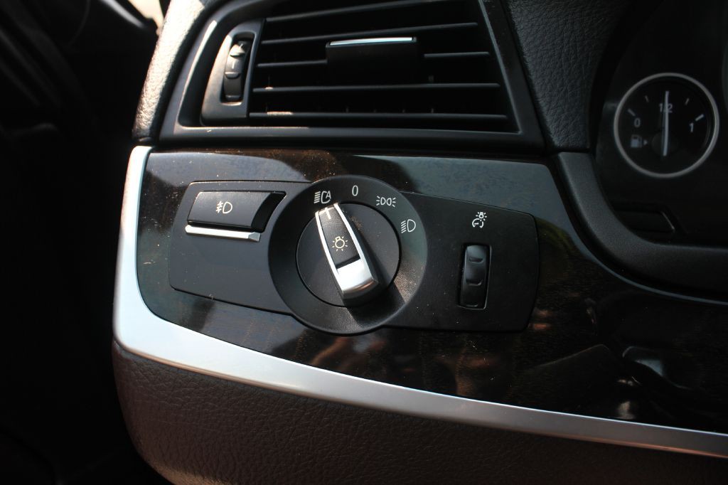 2016 BMW 5 Series Image 12