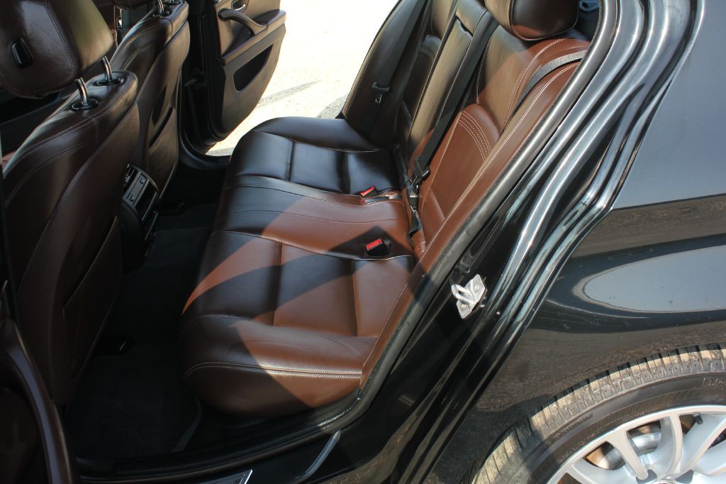 2016 BMW 5 Series Image 39
