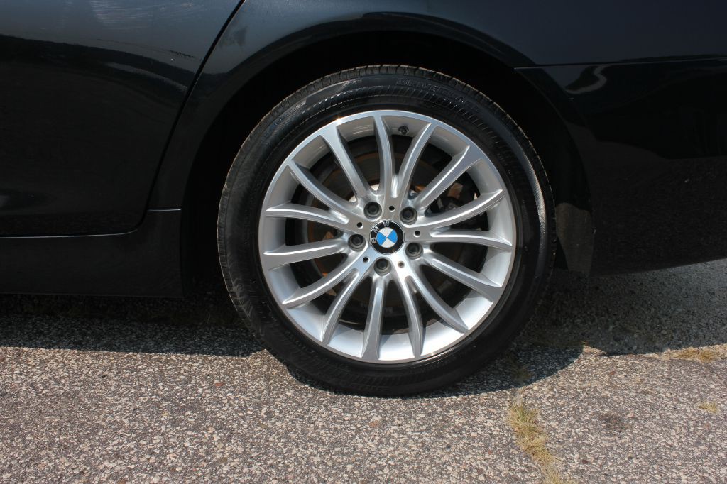 2016 BMW 5 Series Image 54