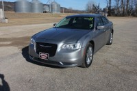 Image for 2017 Chrysler 300 Limited ID: 6738785