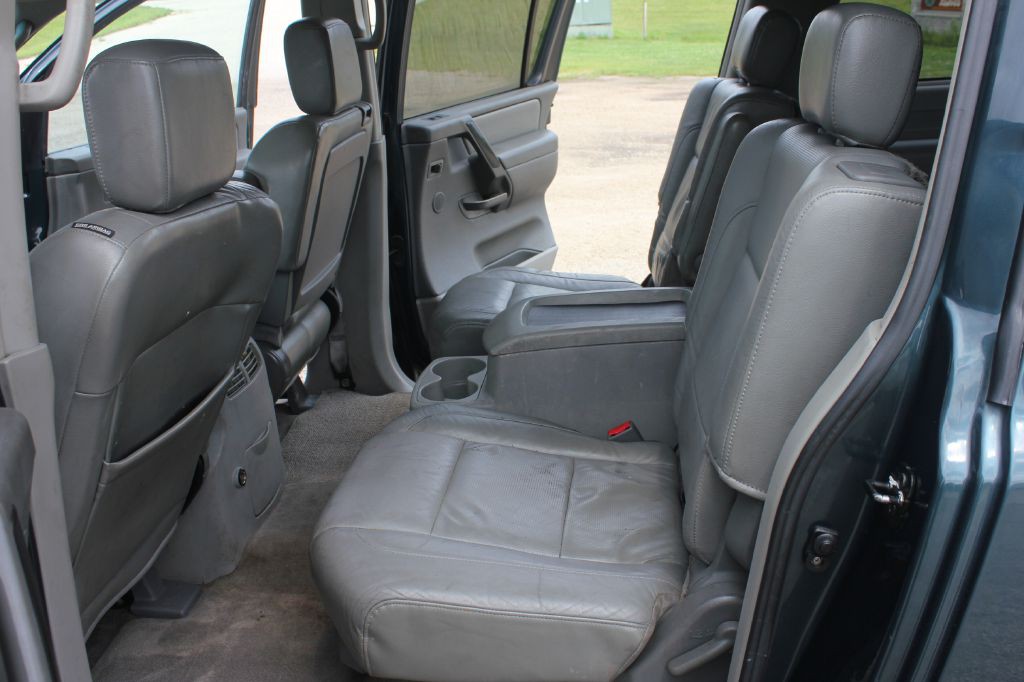 2004 Nissan Armada Image 39