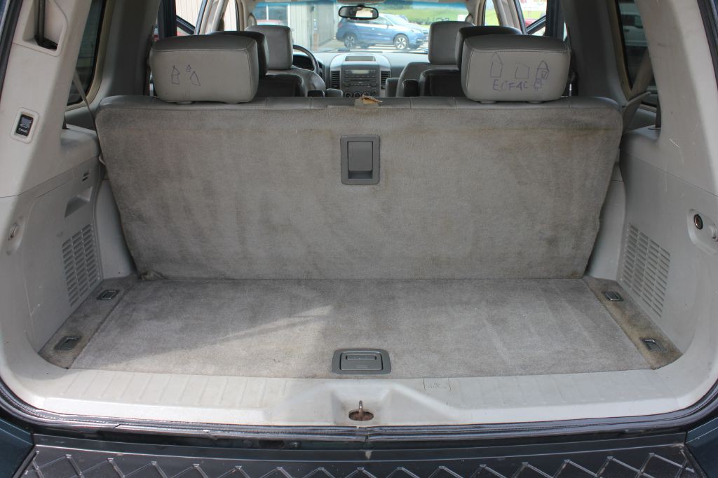 2004 Nissan Armada Image 42