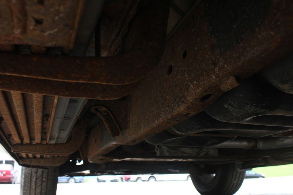 2004 Nissan Armada Image 45