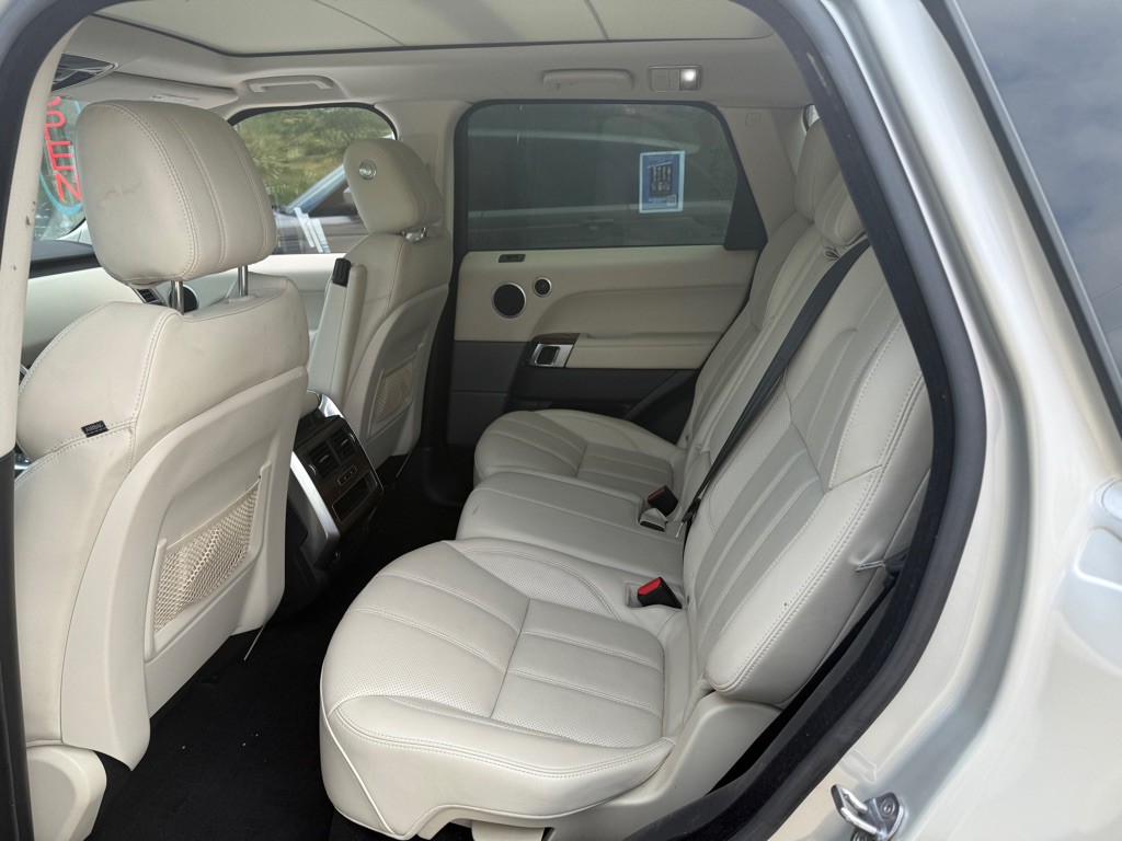 2014 Land Rover Range Rover Sport Image 3