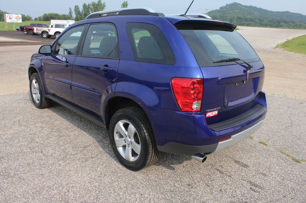 2007 Pontiac Torrent Image 8