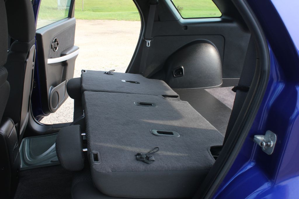 2007 Pontiac Torrent Image 35