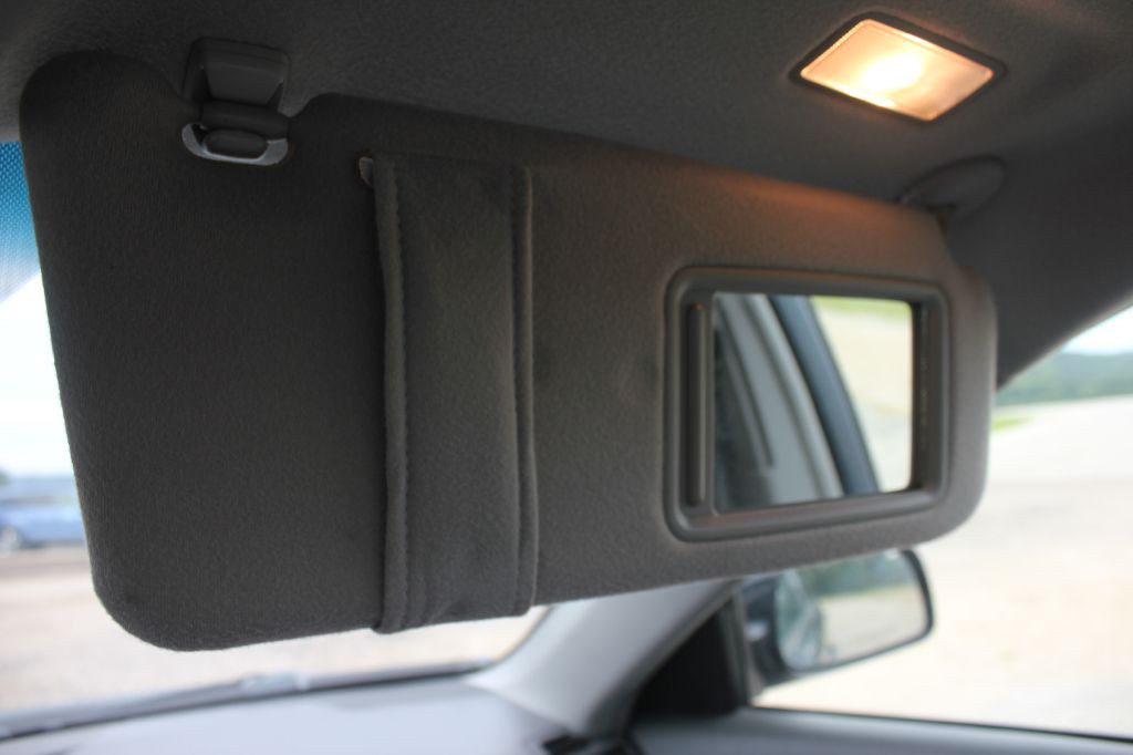 2011 Toyota Camry Image 26