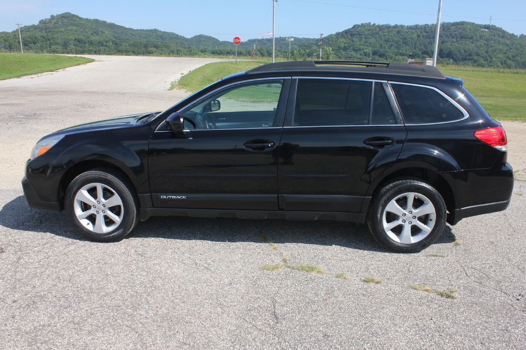 2014 Subaru Outback Image 9